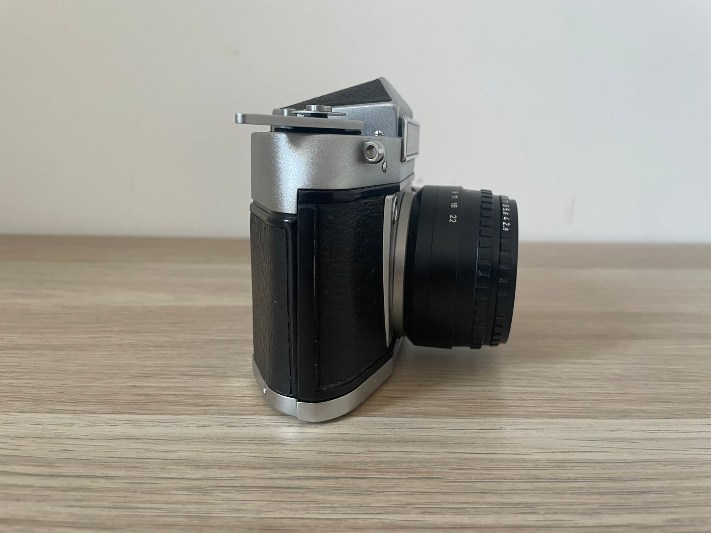 Fotocamera Analogica EXA 1B Germania Est Vintage Anni 70 35mm SLR Reflex