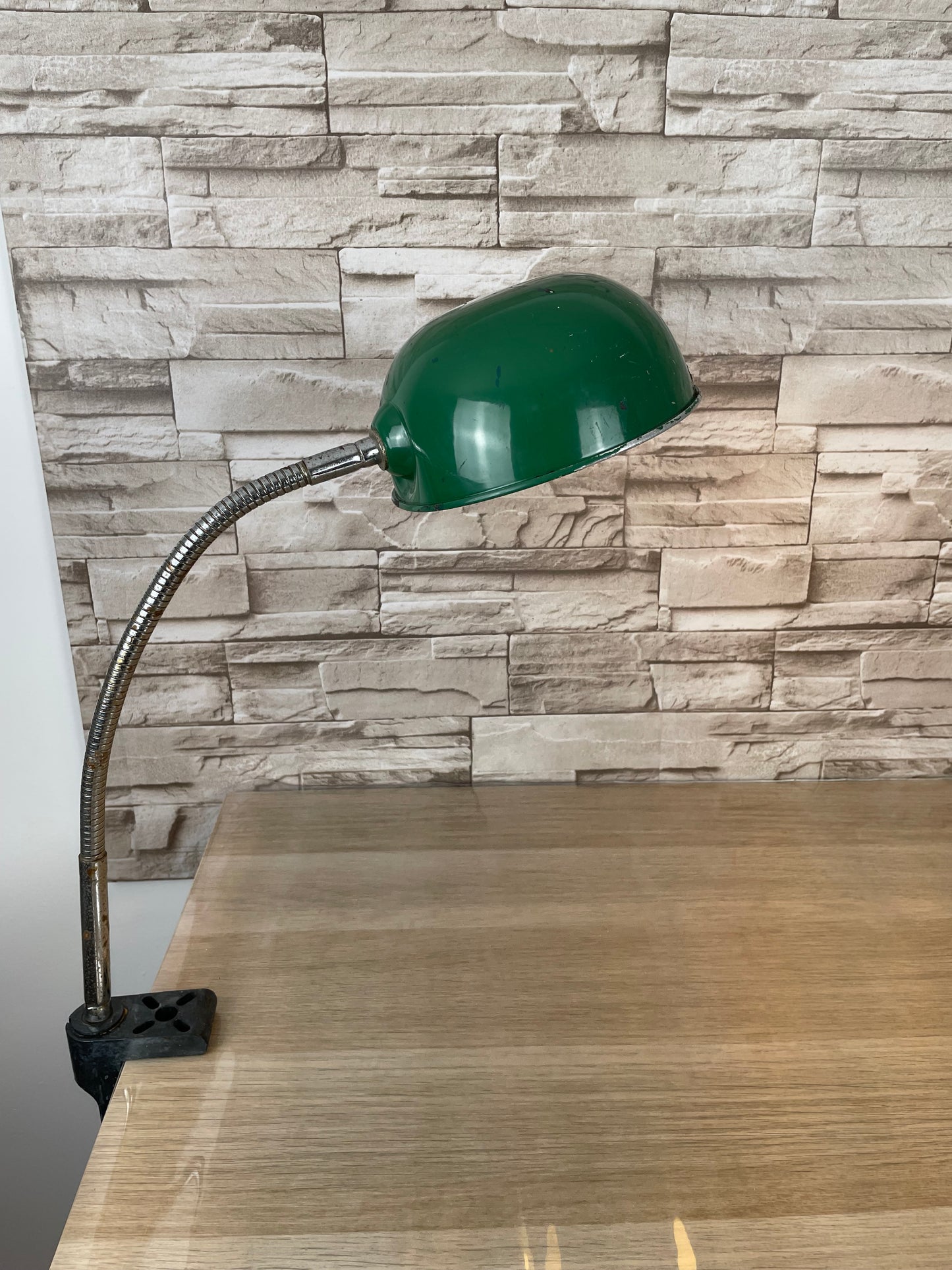 Lampada Vintage Da Tavolo Snodabile Anni 70 Industriale Verde Con Morsetto