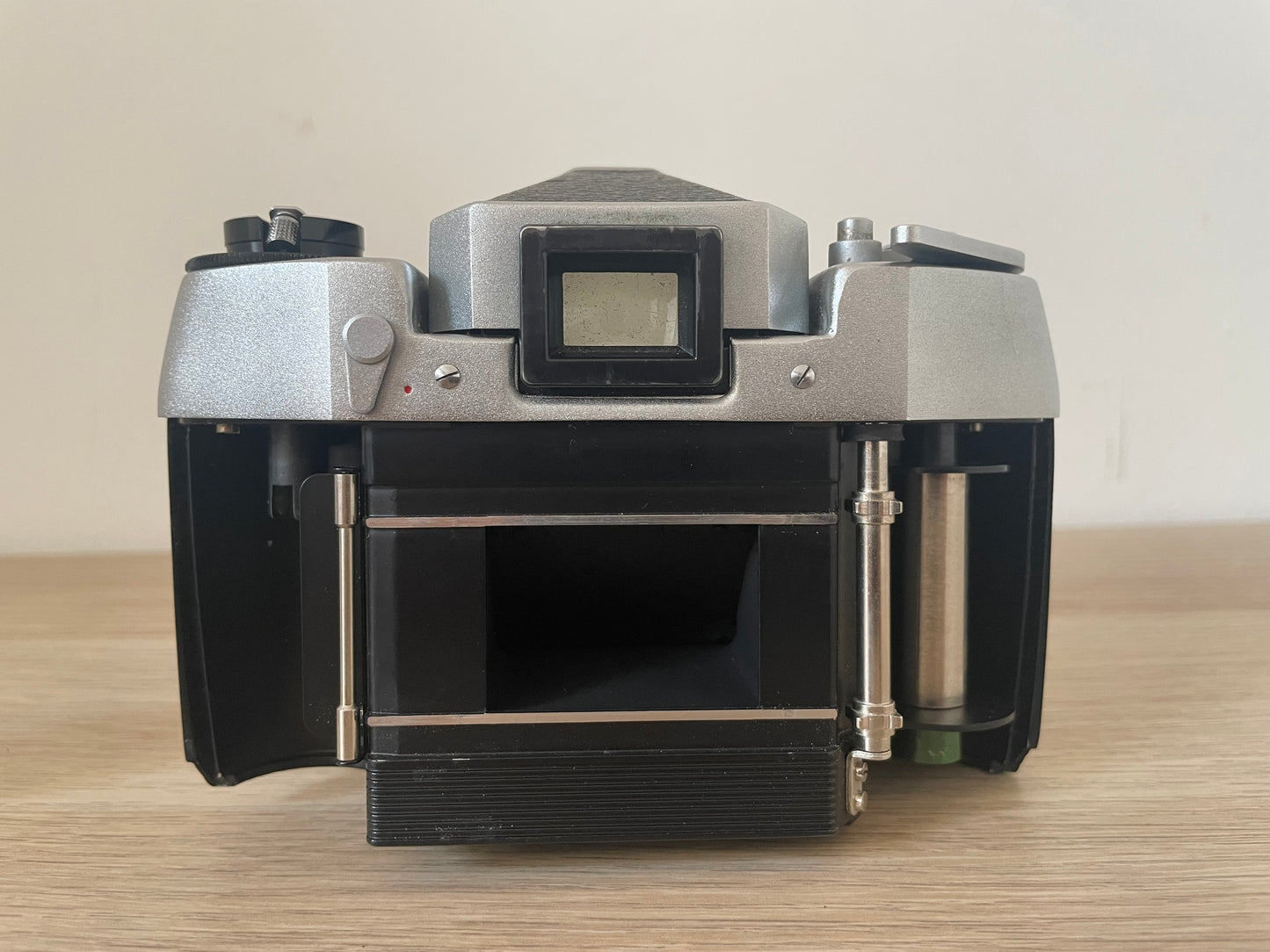 Fotocamera Analogica EXA 1B Germania Est Vintage Anni 70 35mm SLR Reflex