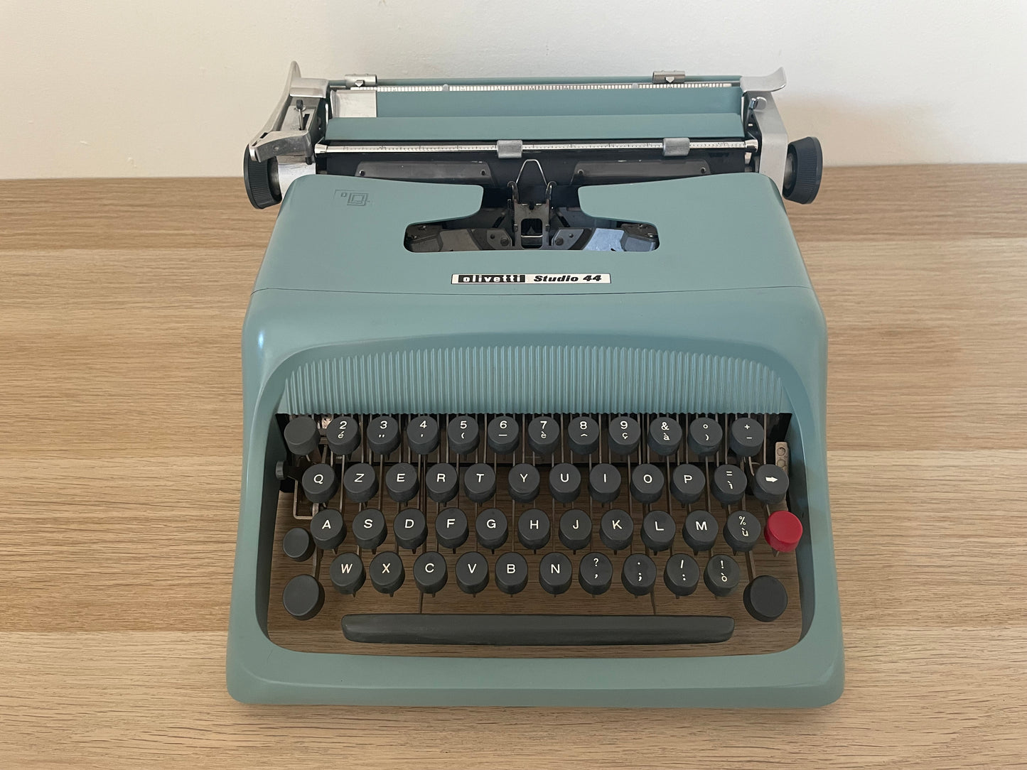 Macchina Da Scrivere Olivetti Studio 44 Vintage Epoca Nizzoli Anni 50 Custodia