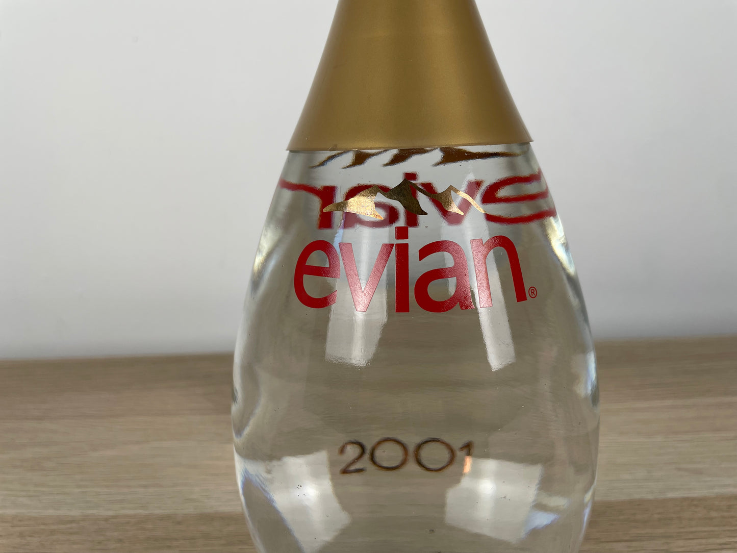 Bottiglia Promozionale Goccia Acqua Evian Anno 2001 Serie Limitata Teardrop Raro