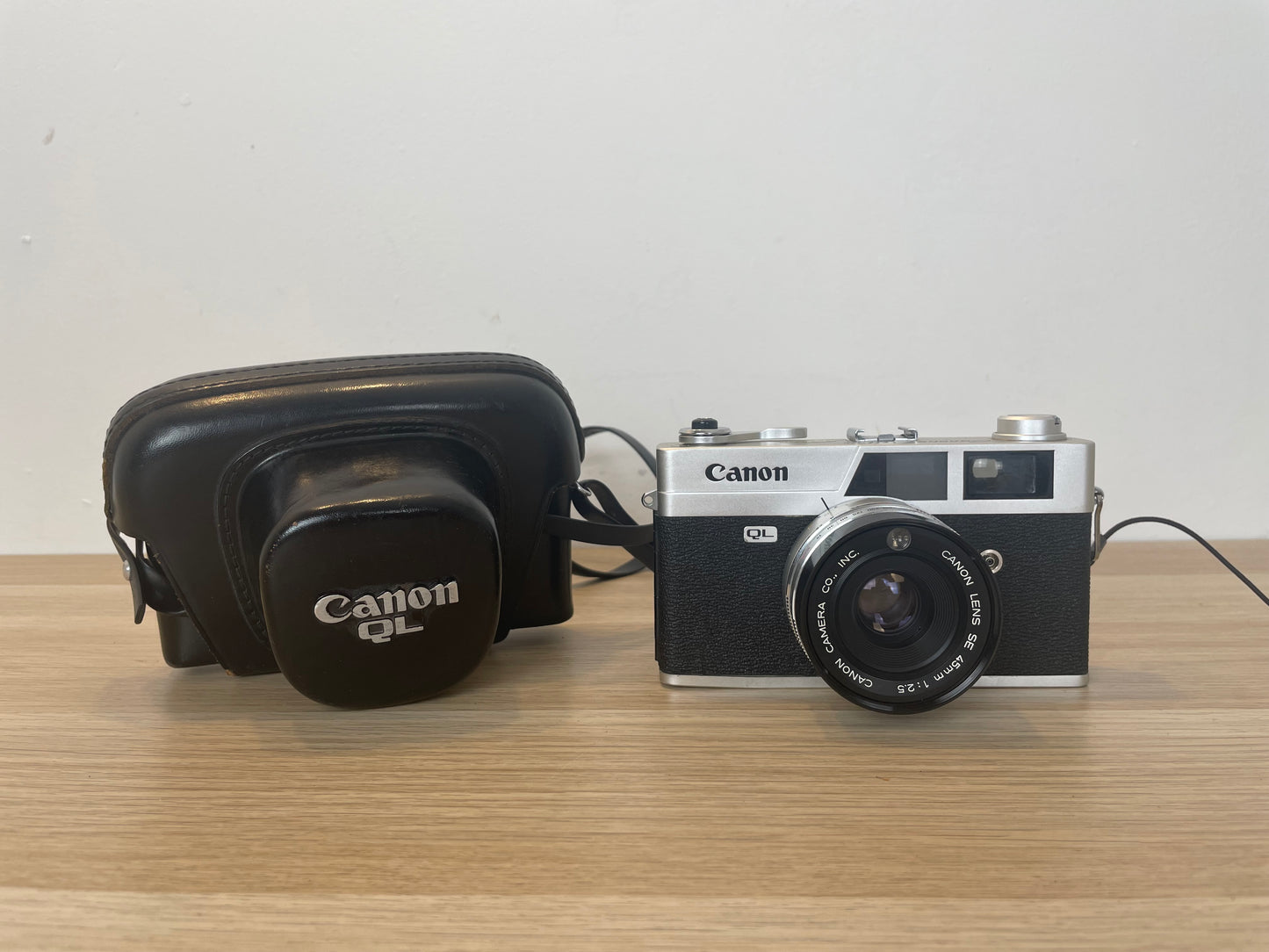 Fotocamera Analogica Canon Canonet QL25 Telemetro 35mm Obiettivo Vintage Nera