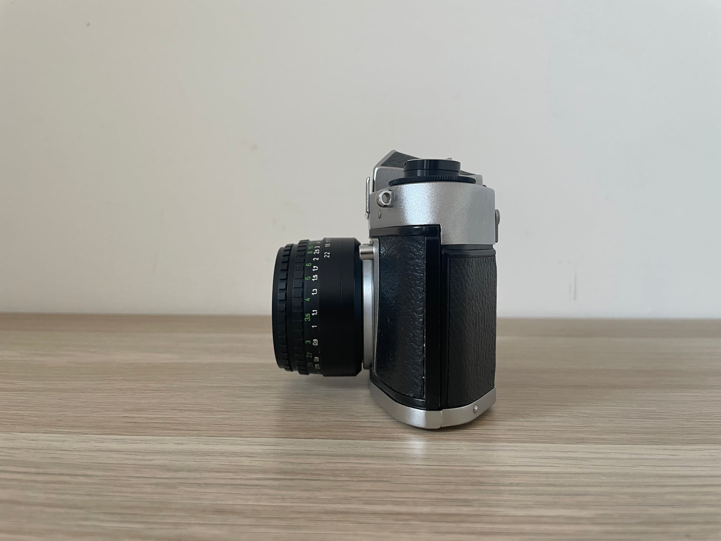 Fotocamera Analogica EXA 1B Germania Est Vintage Anni 70 35mm SLR Reflex