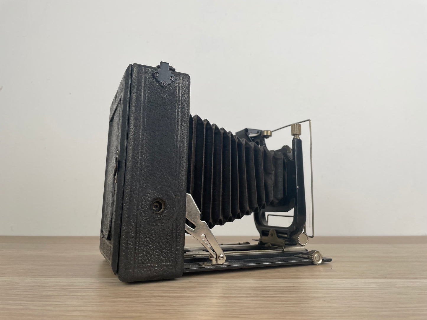 Antica Fotocamera A Soffietto Obiettivo Compur Macchina Fotografica Epoca Nero