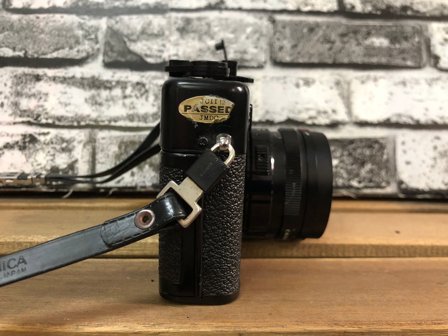 Fotocamera Yashica Electro 35 GT Obiettivo Yashinon DX Con Custodia, 35mm, Colore Nero PER PEZZI DI RICAMBIO