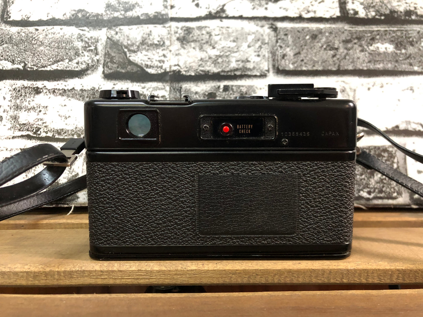 Fotocamera Yashica Electro 35 GT Obiettivo Yashinon DX Con Custodia, 35mm, Colore Nero PER PEZZI DI RICAMBIO