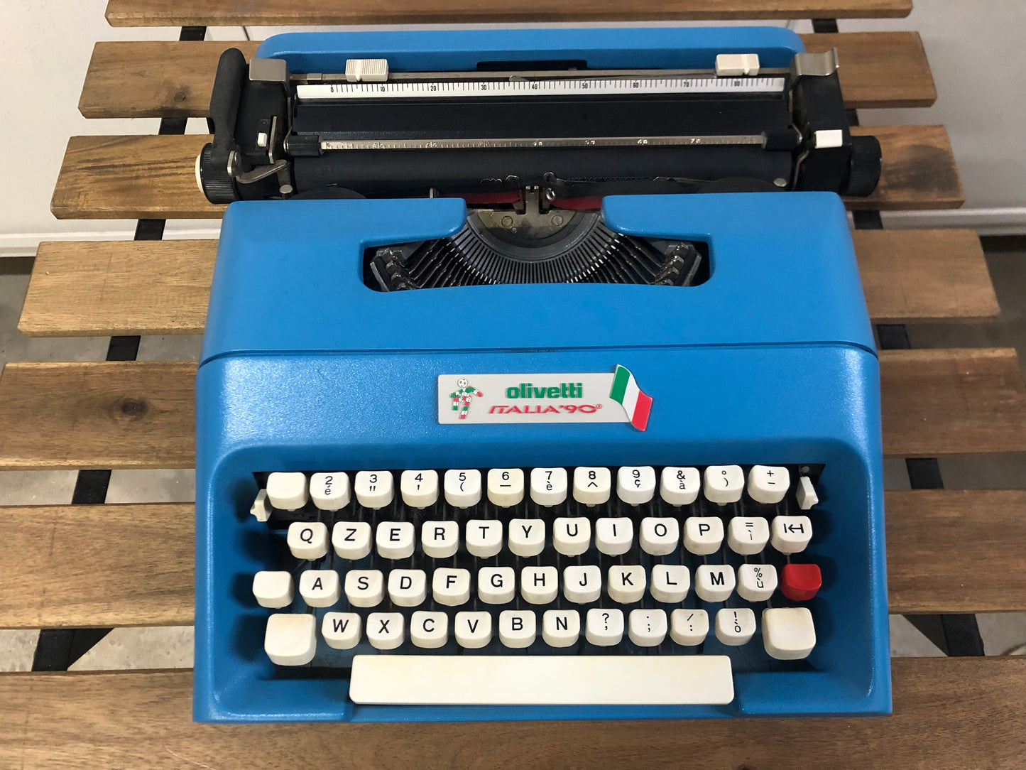 Macchina Da Scrivere Olivetti Lettera 35 Edizione Italia 90 Azzurri E Custodia