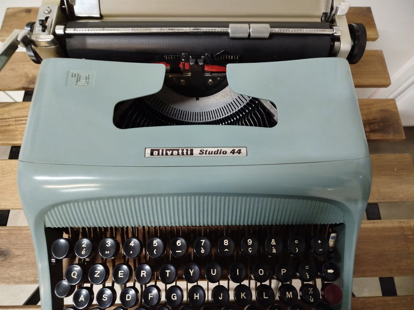 Macchina Da Scrivere Olivetti Studio 44 Vintage Epoca Con Custodia Funzionante