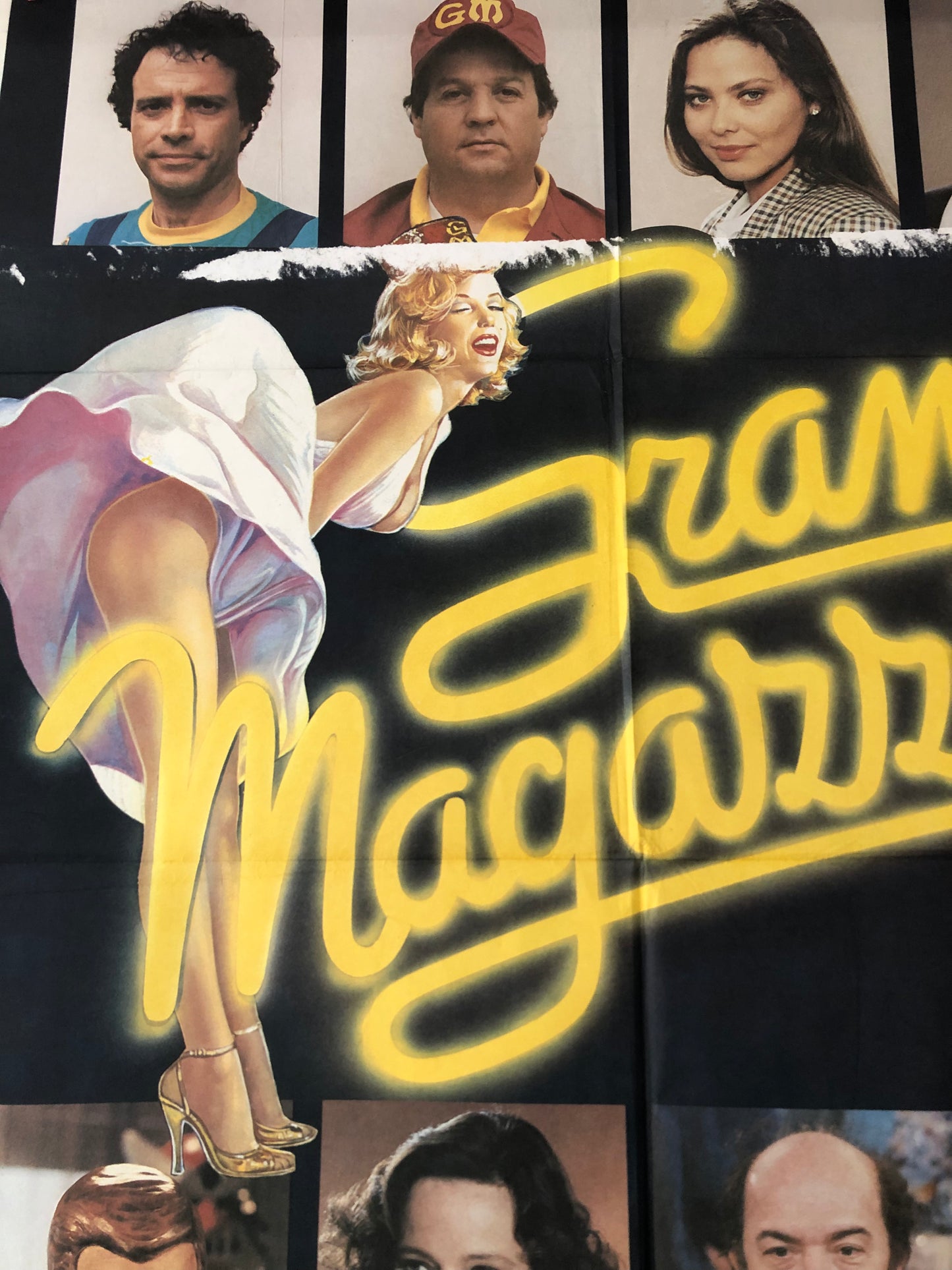 Manifesto Cinema Originale Film "Grandi Magazzini" Anno 1986, con Villaggio, Banfi, Boldi, Manfredi, misure 140x100