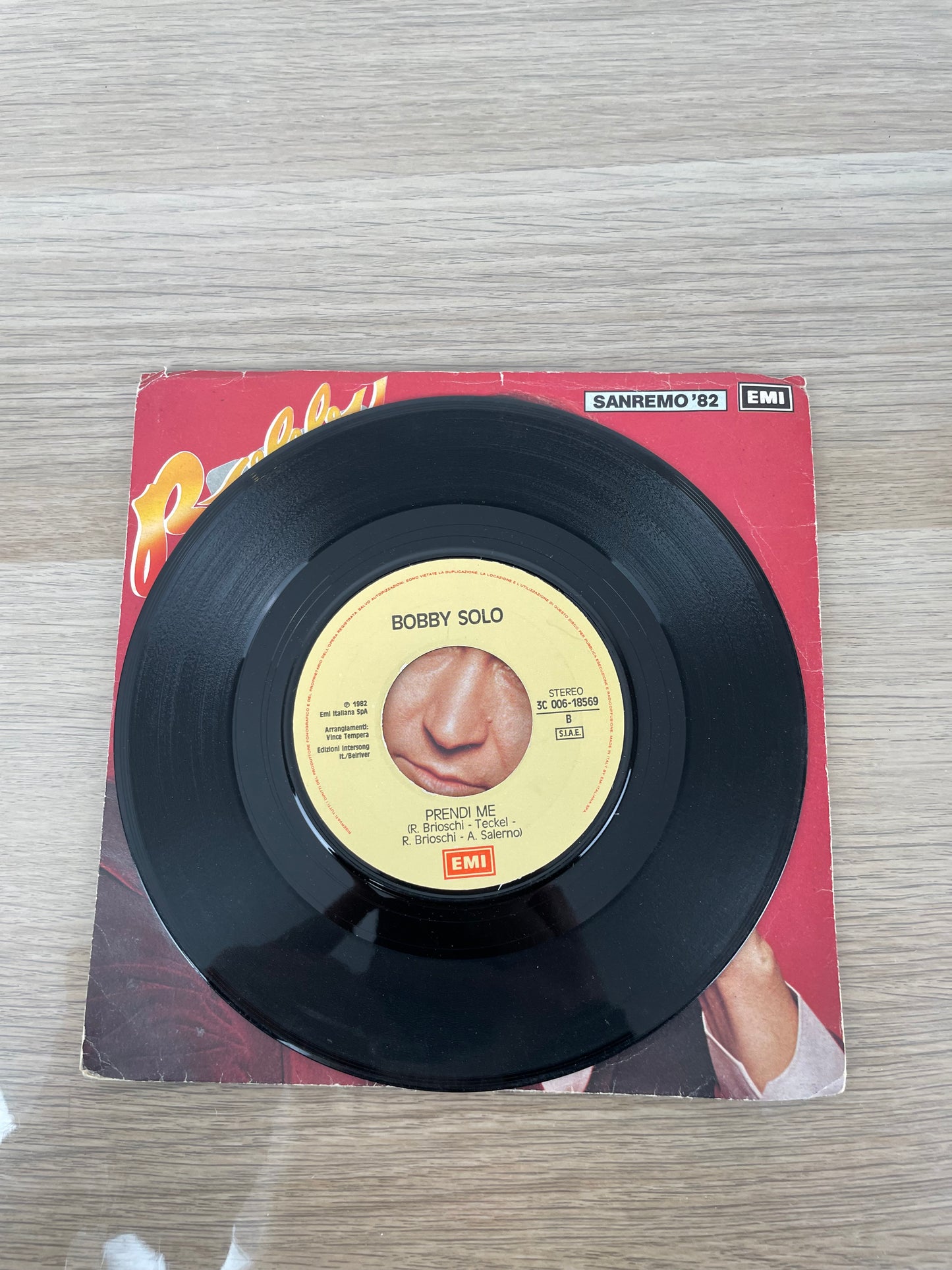 Disco 45 giri vinile Bobby Solo Prendi Me Tu Stai 1982