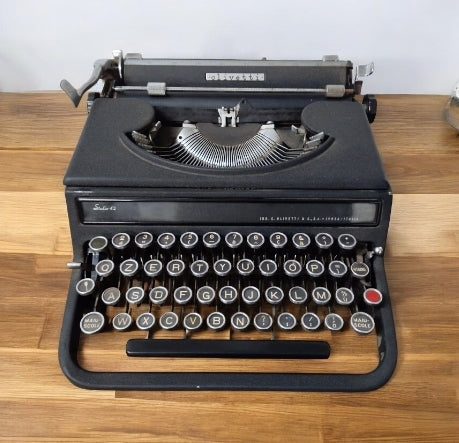 Macchina Da Scrivere Olivetti Studio 42 Portatile Vintage Epoca Anni 30 Colore Nero