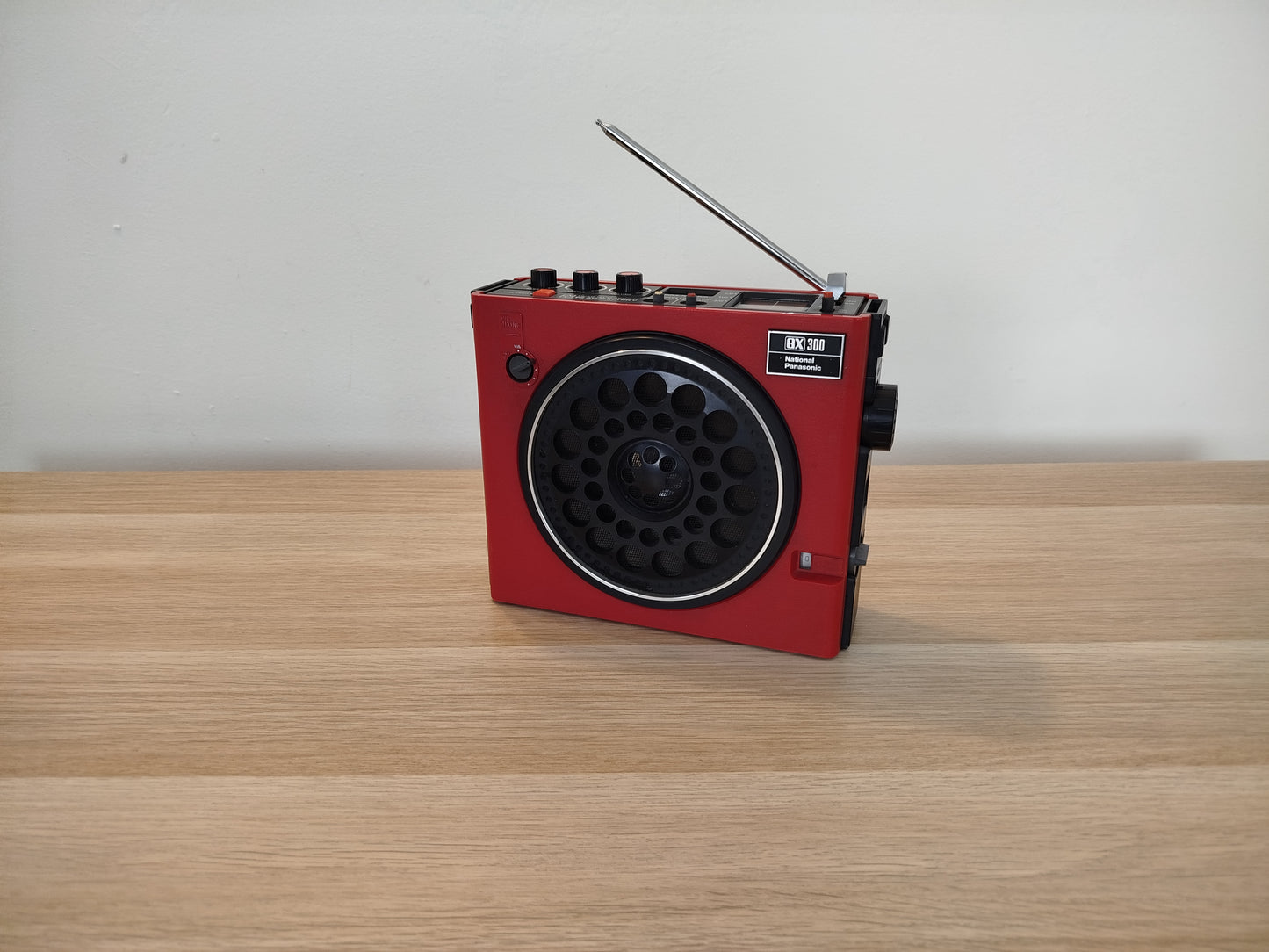Radio National Panasonic GX300 RF-888JBS Vintage Epoca Anni 70 Rossa FM AM