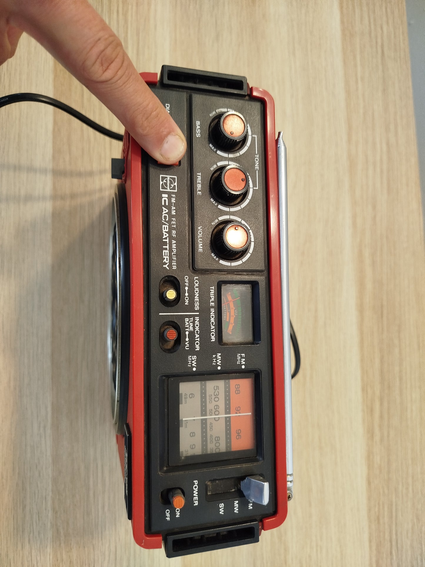 Radio National Panasonic GX300 RF-888JBS Vintage Epoca Anni 70 Rossa FM AM