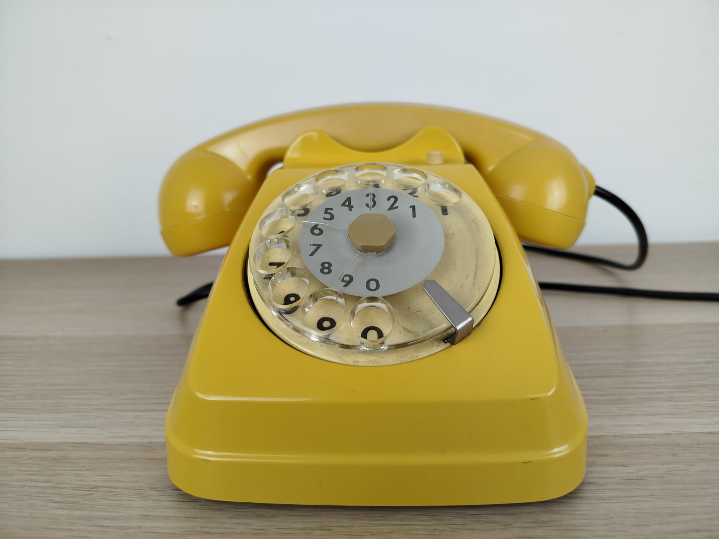 Telefono A Disco Siemens Auso S62 Vintage Epoca Design Lino Saltini Giallo