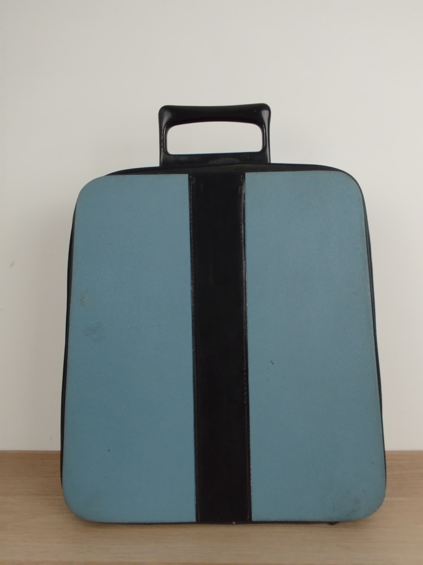 Macchina Da Scrivere Olivetti Lettera 32 Azzurra Vintage Epoca Anni 60 Design