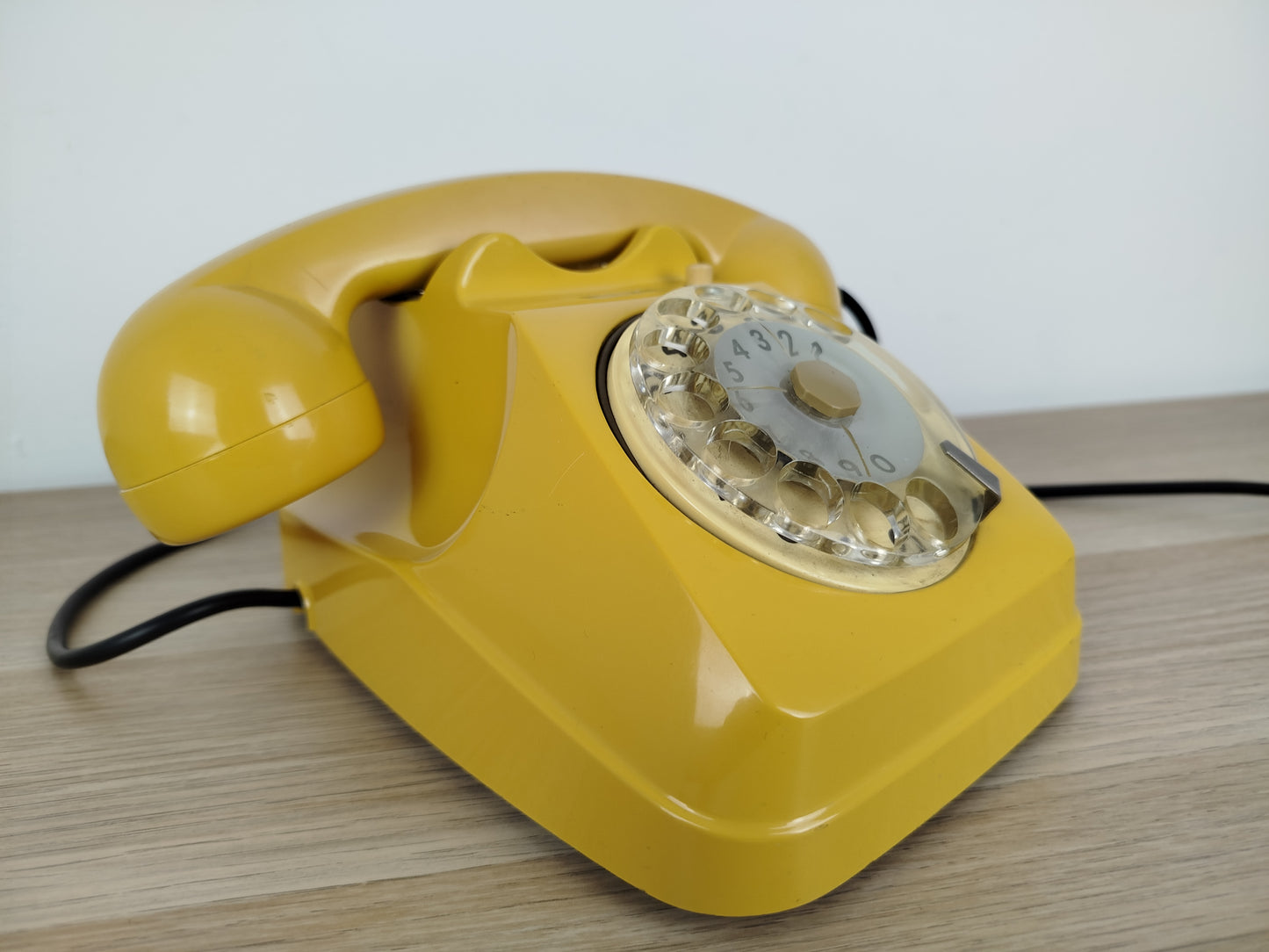 Telefono A Disco Siemens Auso S62 Vintage Epoca Design Lino Saltini Giallo