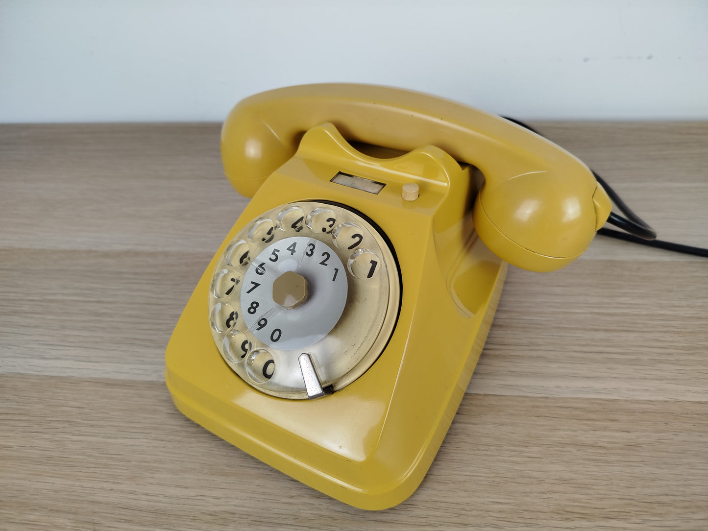 Telefono A Disco Siemens Auso S62 Vintage Epoca Design Lino Saltini Giallo