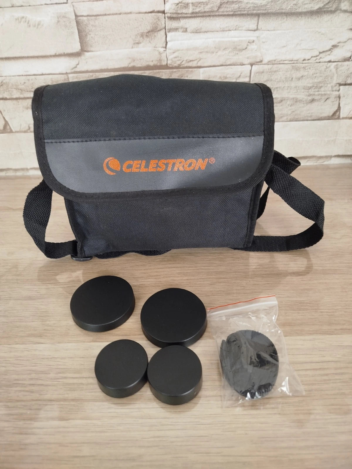 Binocolo Celestron UpClose G2 8x40 WA FOV 8.2° Nero Arancio Prismi Porro Custodia