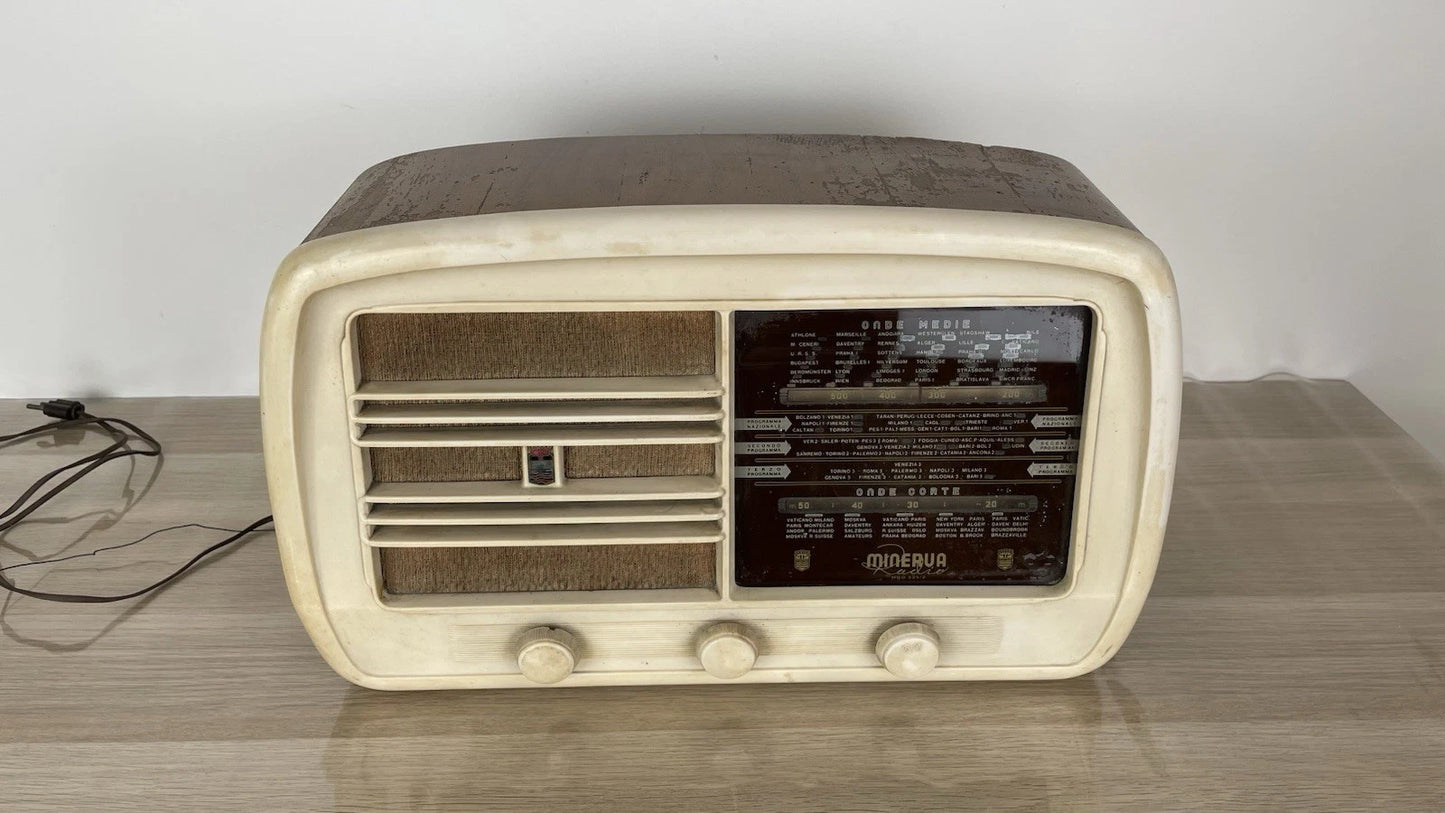 Antica Radio D'Epoca Minerva 525/2 Vintage Valvolare Anni 50 In Legno Solo AM