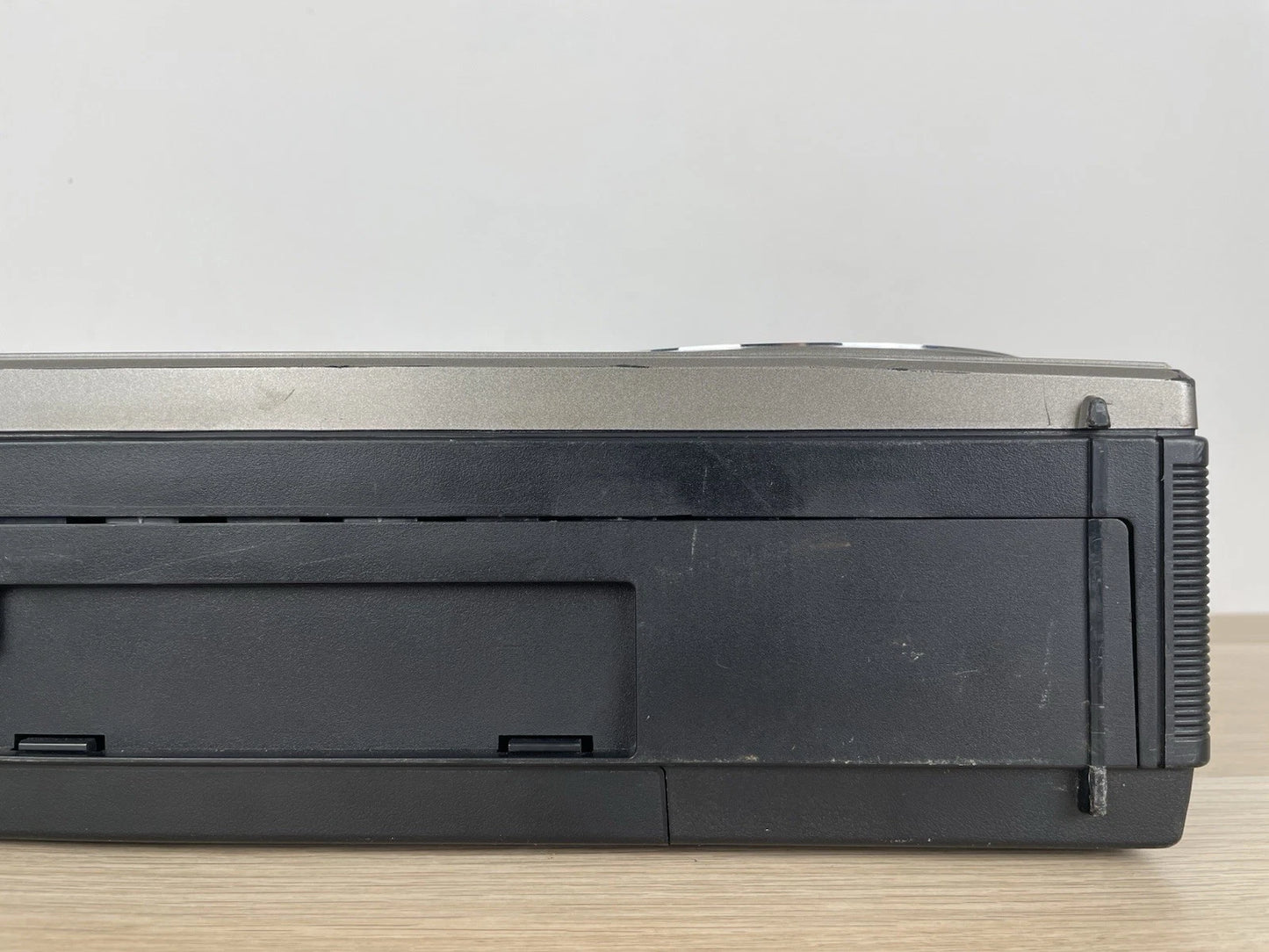 Boombox Sanyo M9930LU Ghettoblaster Radio AM FM Vintage Epoca Anni 70 Grigio