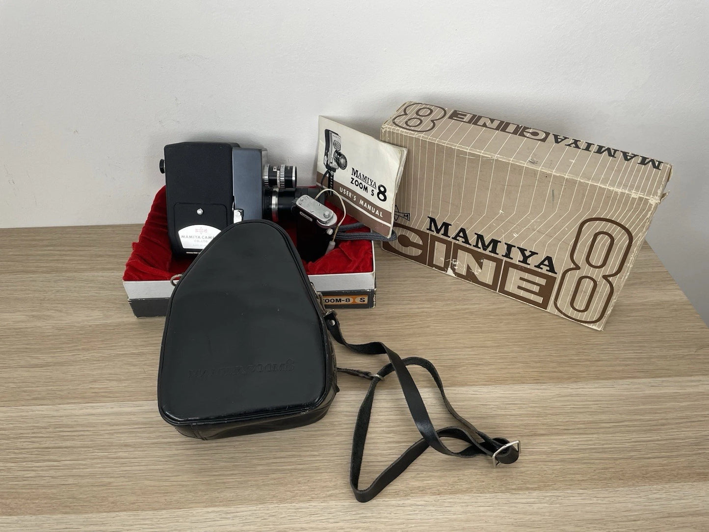 Cinepresa Mamiya Zoom S8 Vintage Epoca Anni 70 Auto Focus 10-30mm Nero Scatola