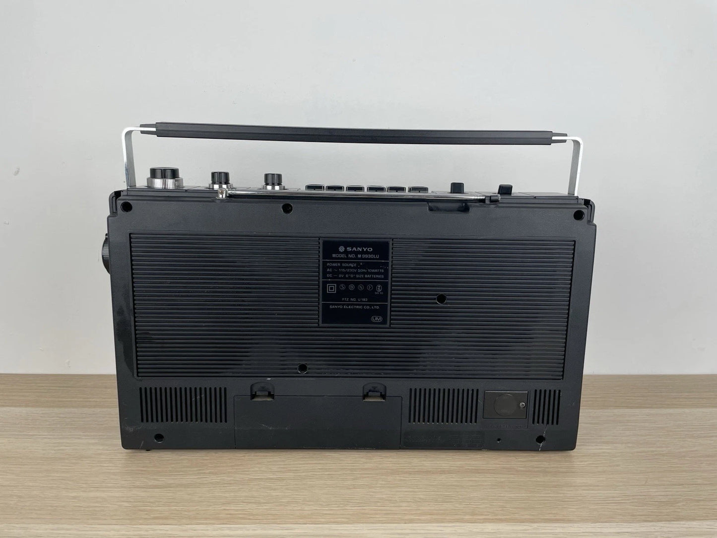 Boombox Sanyo M9930LU Ghettoblaster Radio AM FM Vintage Epoca Anni 70 Grigio