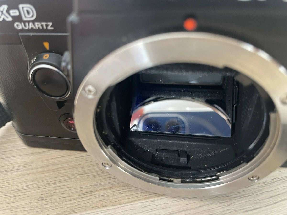 Fotocamera Analogica Yashica Fd-X Quarz Solo Corpo Macchina Per Pezzi Ricambio