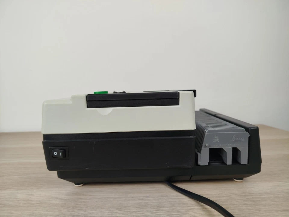 Proiettore Diapositive Leica P 150 Made In Germany Vintage Scatola E Istruzioni