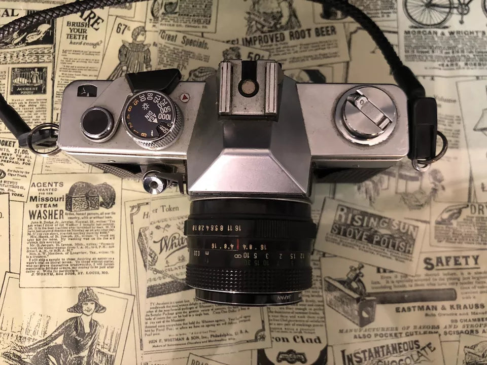 Fotocamera Analogica Praktica MTL 3 Vintage Obiettivo Pentacon Auto 1.8/50 Multi