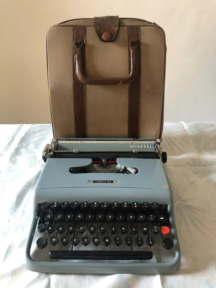 Macchina Da Scrivere Olivetti Lettera 22 PRIMA SERIE 934810 Targa In Metallo