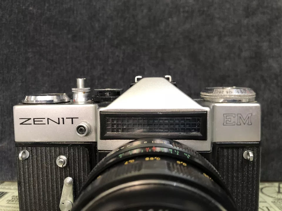 Fotocamera Analogica Zenit EM URSS Vintage Anni 80 Reflex 35mm Obiettivo Helios