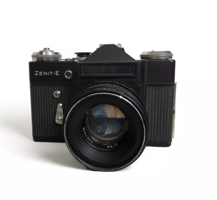 Fotocamera Analogica Zenit E URSS Atemsa 35mm Reflex Obiettivo Helios 44-2 Vite