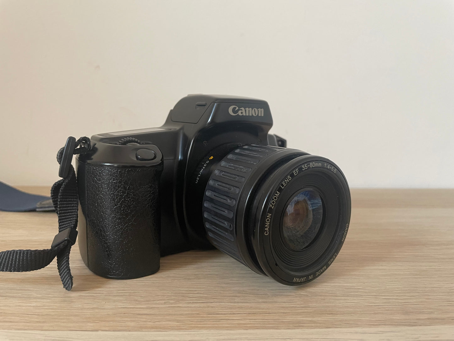 Fotocamera Analogica Canon EOS 1000F Con Obiettivo 35-80mm Reflex SLR Rebel