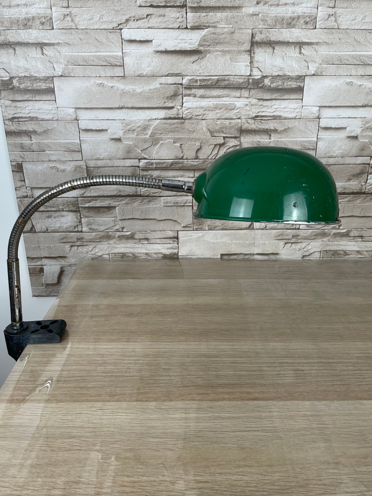 Lampada Vintage Da Tavolo Snodabile Anni 70 Industriale Verde Con Morsetto