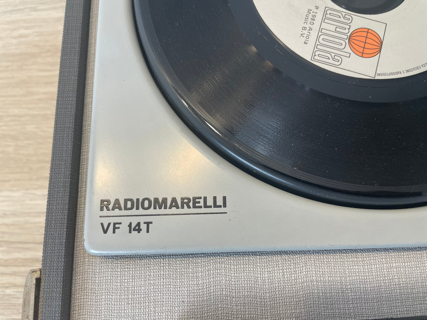 Fonovaligia Radiomarelli VF 14T Vintage Epoca Anni 60 Per Pezzi Di Ricambio Grigio