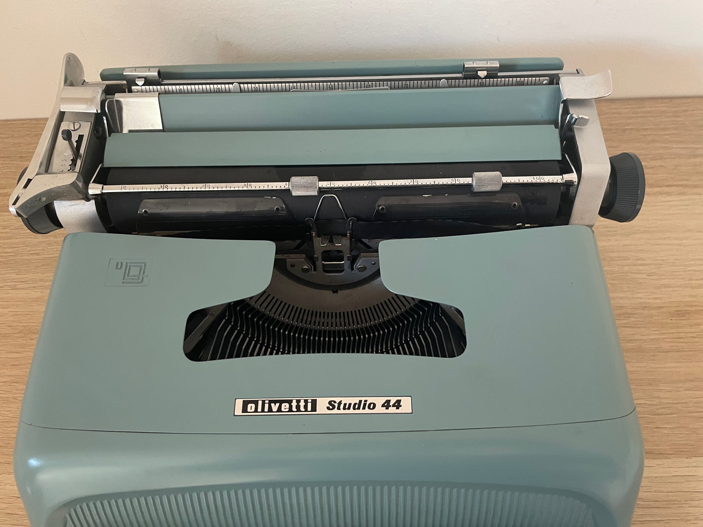 Macchina Da Scrivere Olivetti Studio 44 Vintage Epoca Nizzoli Anni 50 Custodia