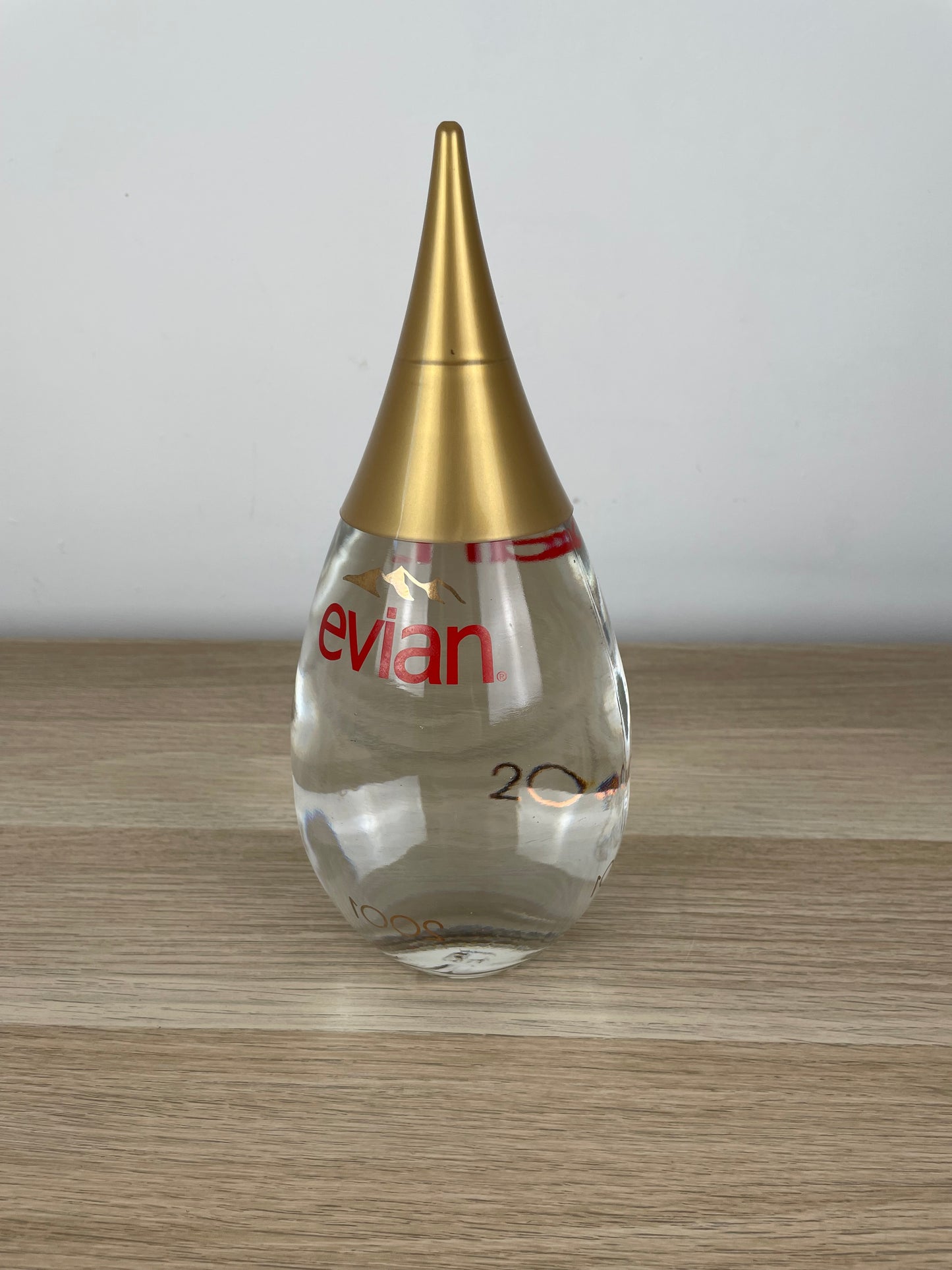 Bottiglia Promozionale Goccia Acqua Evian Anno 2001 Serie Limitata Teardrop Raro