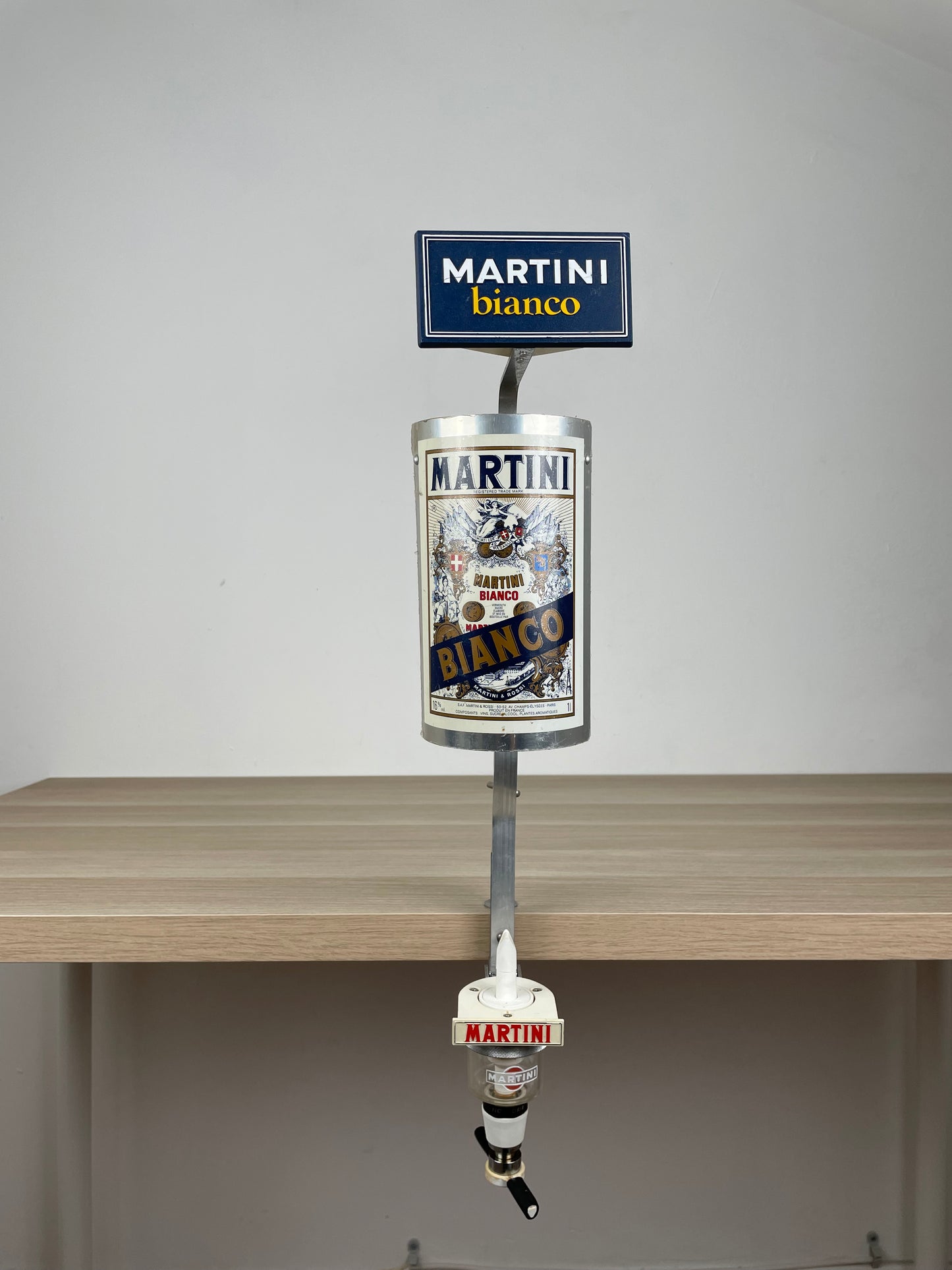 Dispenser Per Bottiglie Martini Bianco Vintage Epoca Con Morsetto Francia Parigi