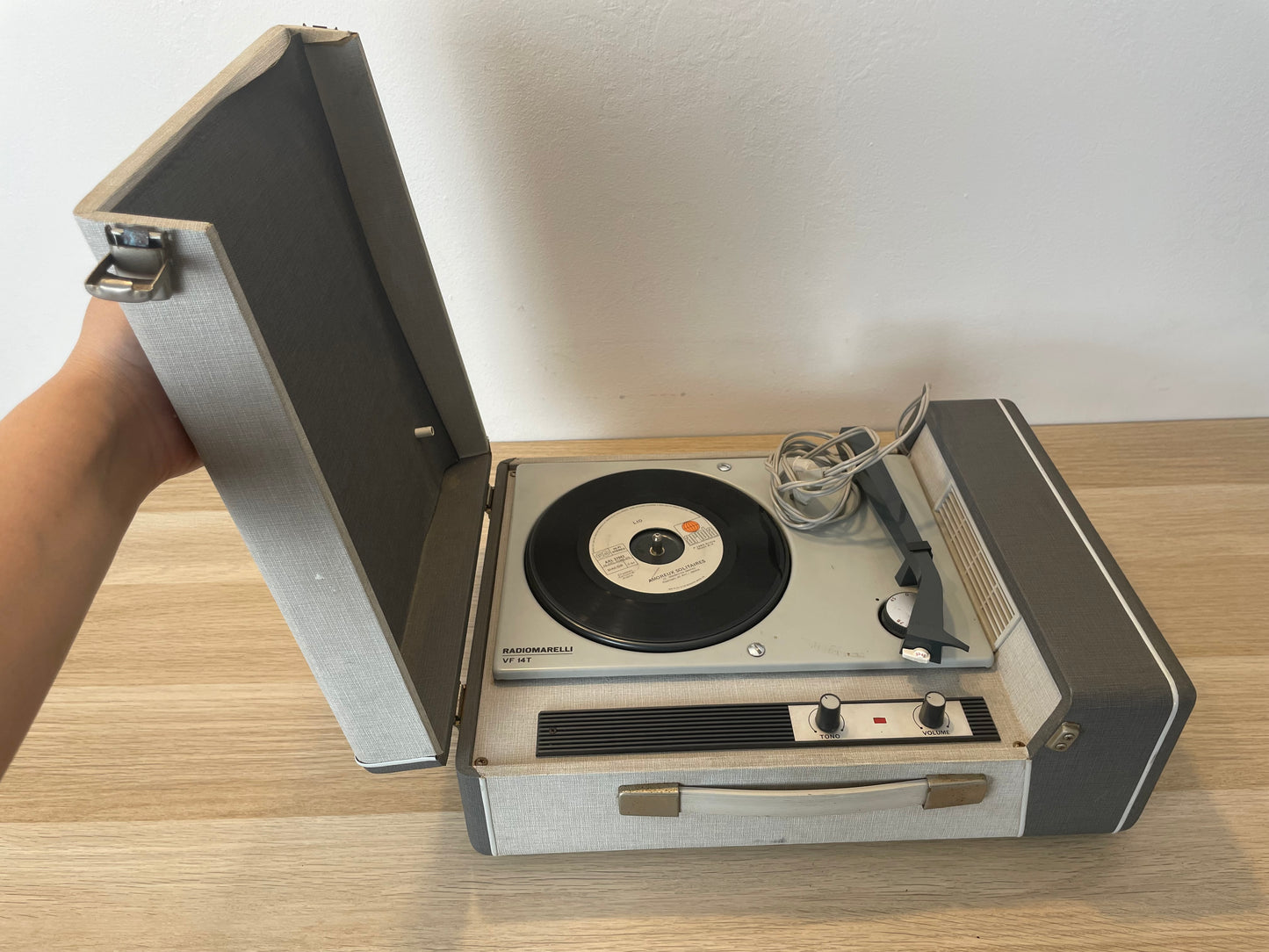 Fonovaligia Radiomarelli VF 14T Vintage Epoca Anni 60 Per Pezzi Di Ricambio Grigio