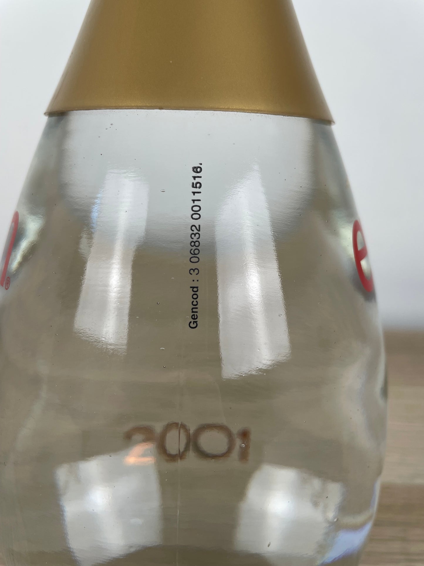 Bottiglia Promozionale Goccia Acqua Evian Anno 2001 Serie Limitata Teardrop Raro