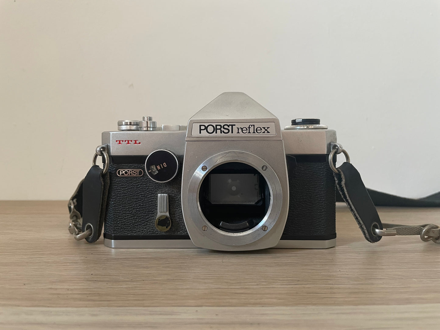 Fotocamera Porst TTL Reflex 35mm Epoca Vintage Obiettivo f=200 Auto Sankor Nero
