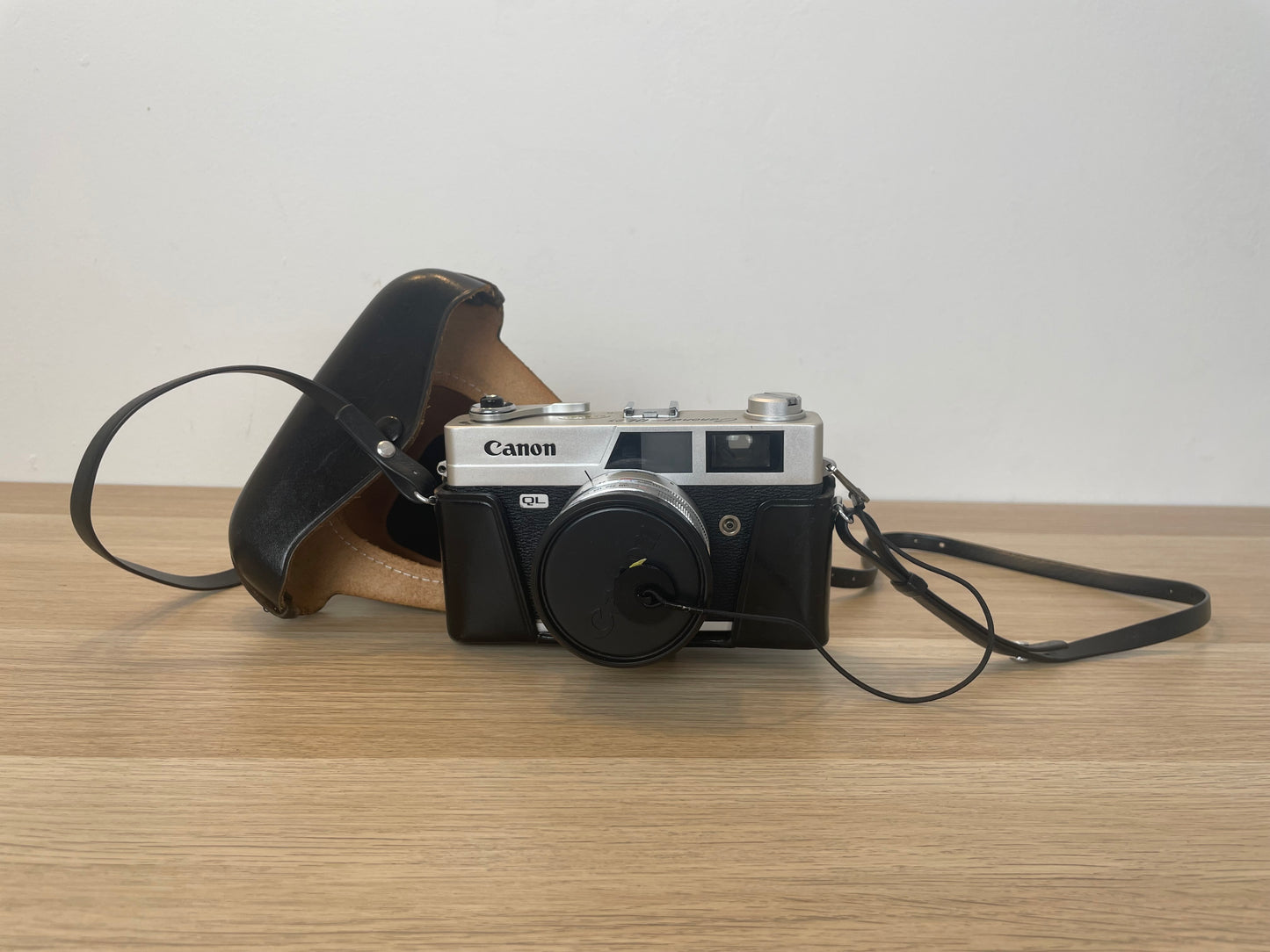 Fotocamera Analogica Canon Canonet QL25 Telemetro 35mm Obiettivo Vintage Nera