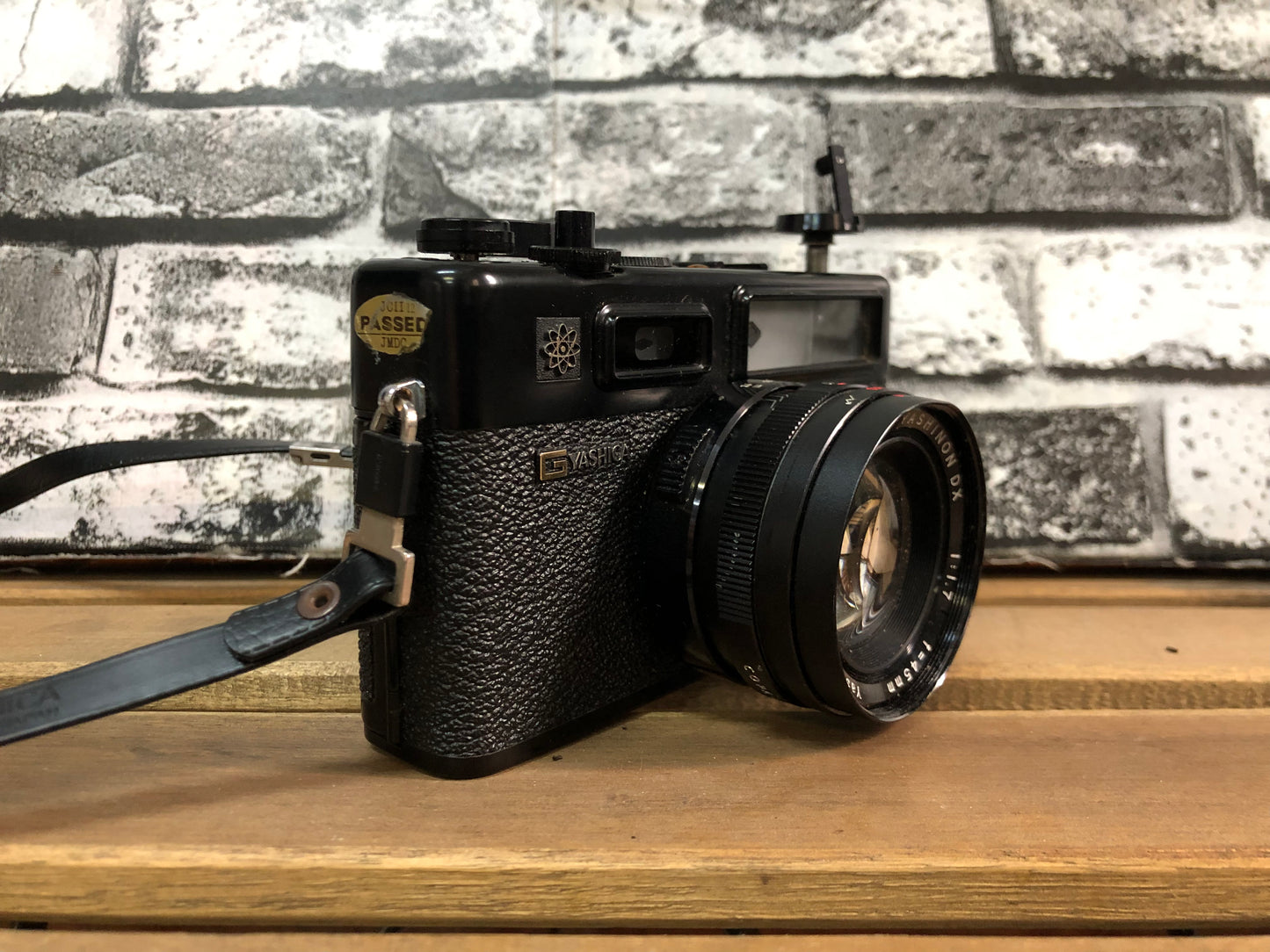 Fotocamera Yashica Electro 35 GT Obiettivo Yashinon DX Con Custodia, 35mm, Colore Nero PER PEZZI DI RICAMBIO