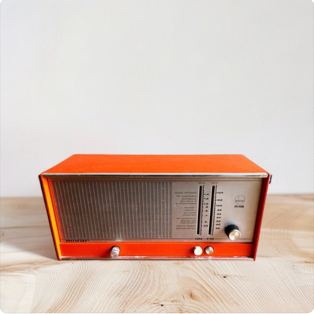 Antica Radio Mivar Milano R48 Vintage Epoca Anni 70 OM FM Arancione