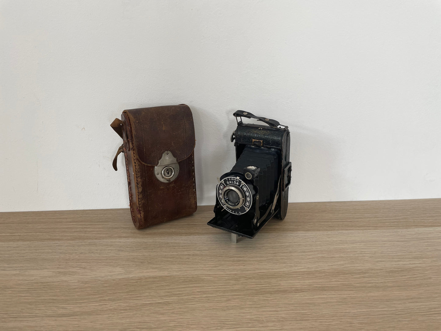 Antica Fotocamera A Soffietto Balda 6x9 Epoca Vintage Nera Con Custodia