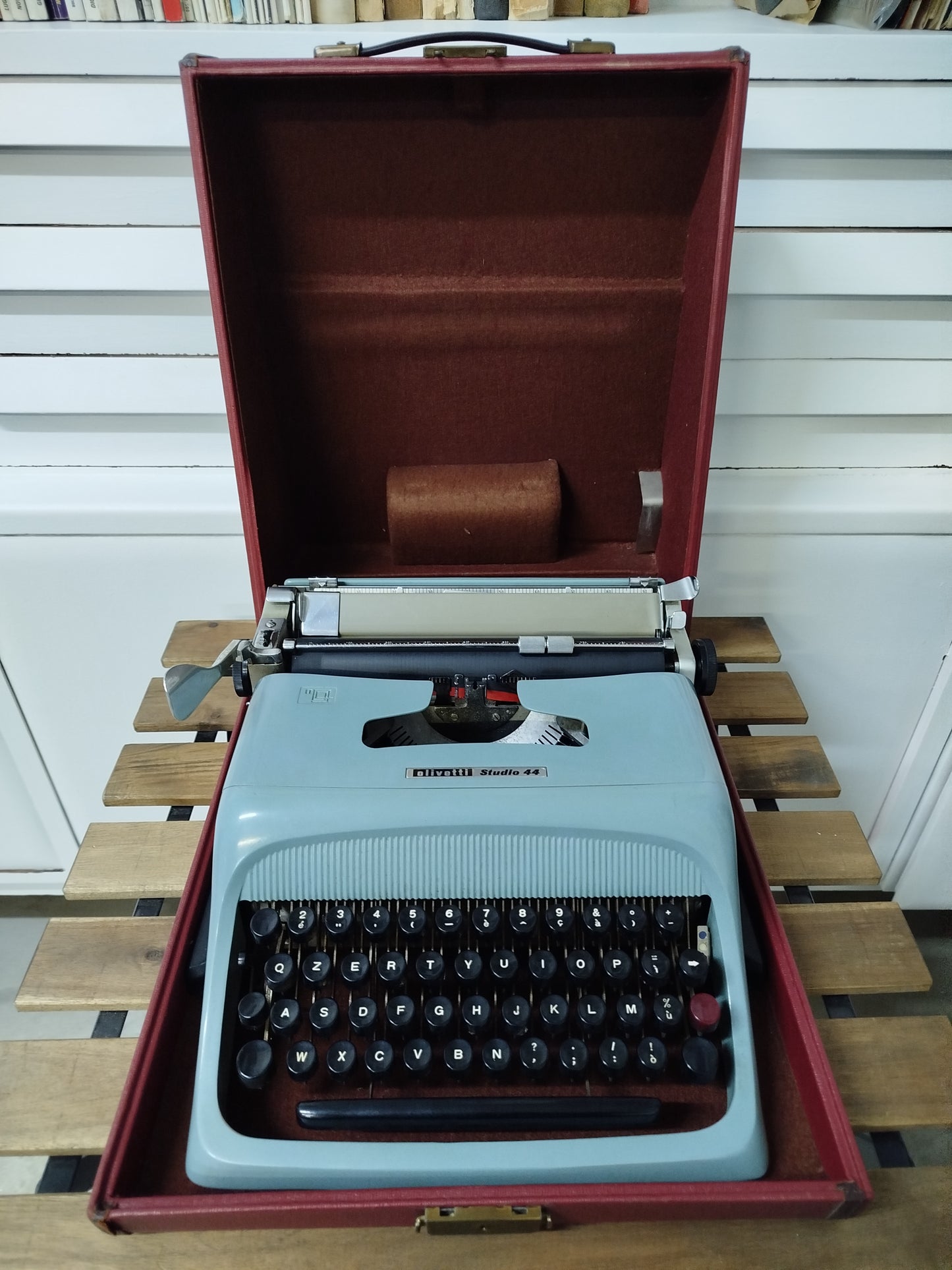 Macchina Da Scrivere Olivetti Studio 44 Vintage Epoca Con Custodia Funzionante