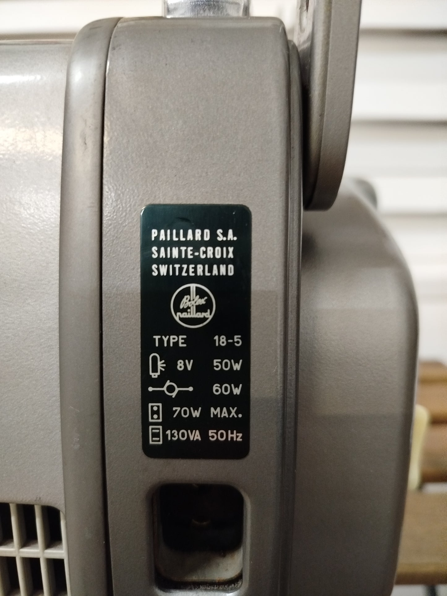 Antico Proiettore Bolex Paillard 18-5 Vintage Epoca Anni 60 Fabbricato in Svizzera E Custodia