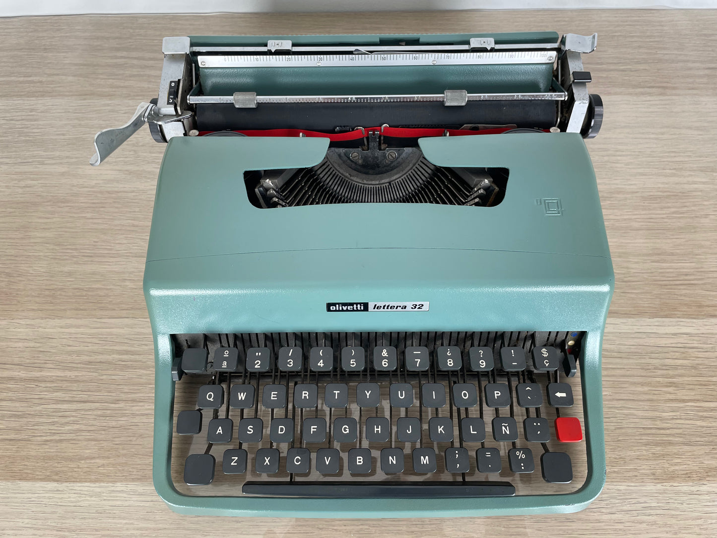 Macchina Da Scrivere Olivetti Lettera 32 Vintage Nizzoli Anni 60 +Custodia