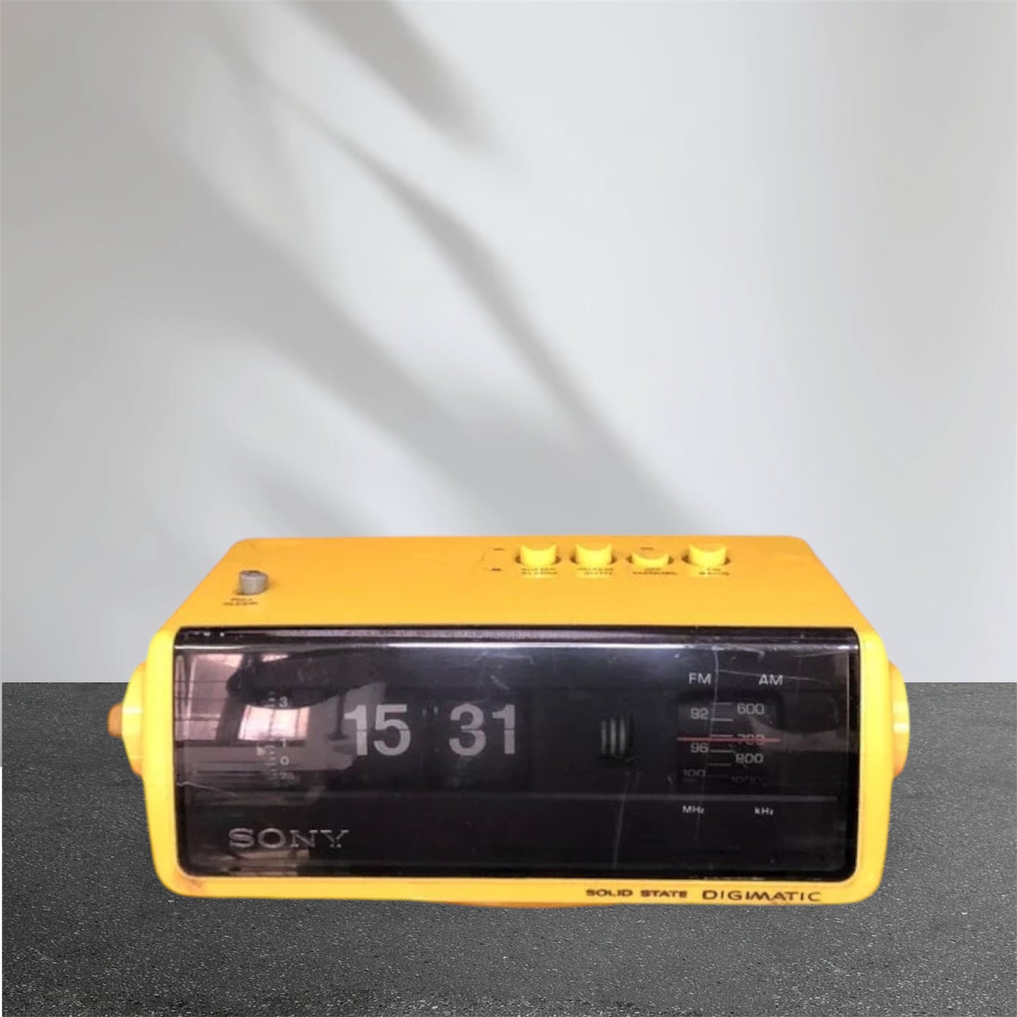Radio Sveglia Orologio Sony Solid State Digimatic 8FC-100E Vintage Giallo