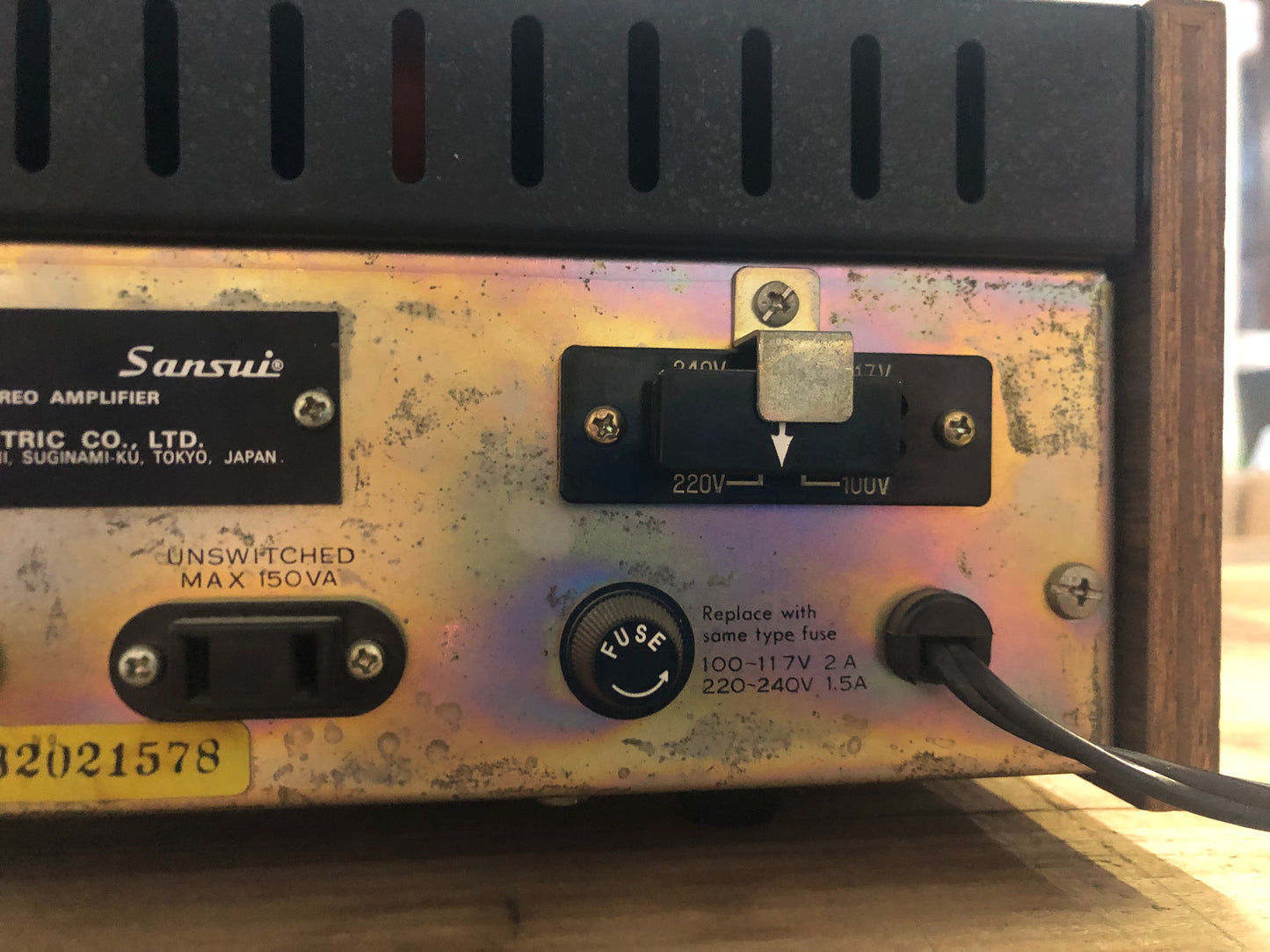 Amplificatore Sansui AU-101 Stereo Vintage Funzionante Nero Giappone Anno 1973